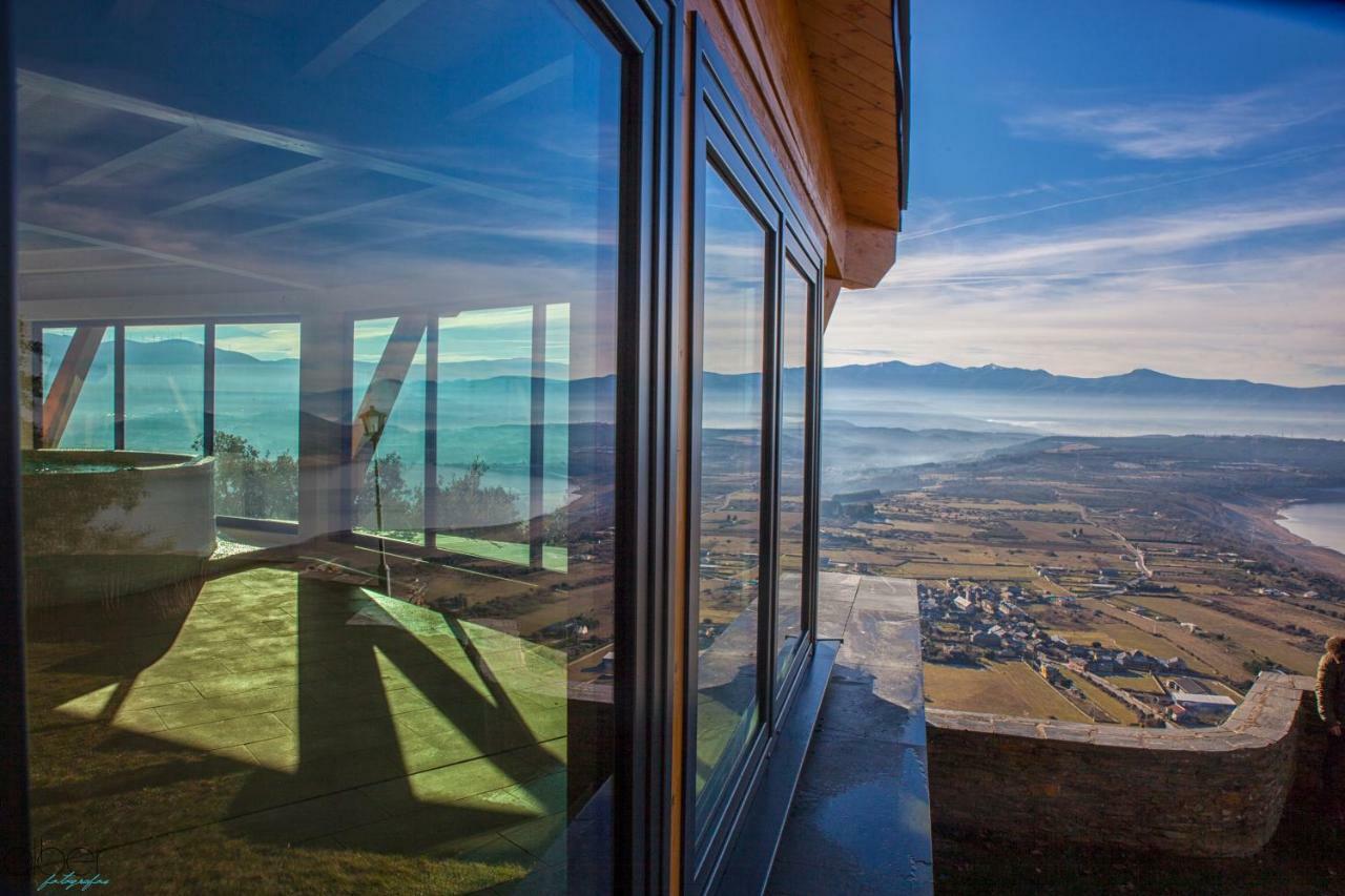 The Rock Suites & Spa Congosto Eksteriør billede